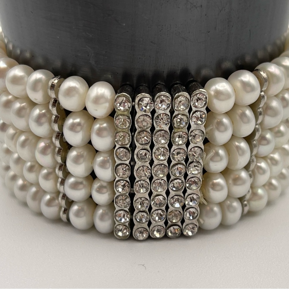 NWT NATURAL FRESHWATER PEARLS 5 STRAND STRETCH BRACELET & SILVER CRYSTAL ACCENTS